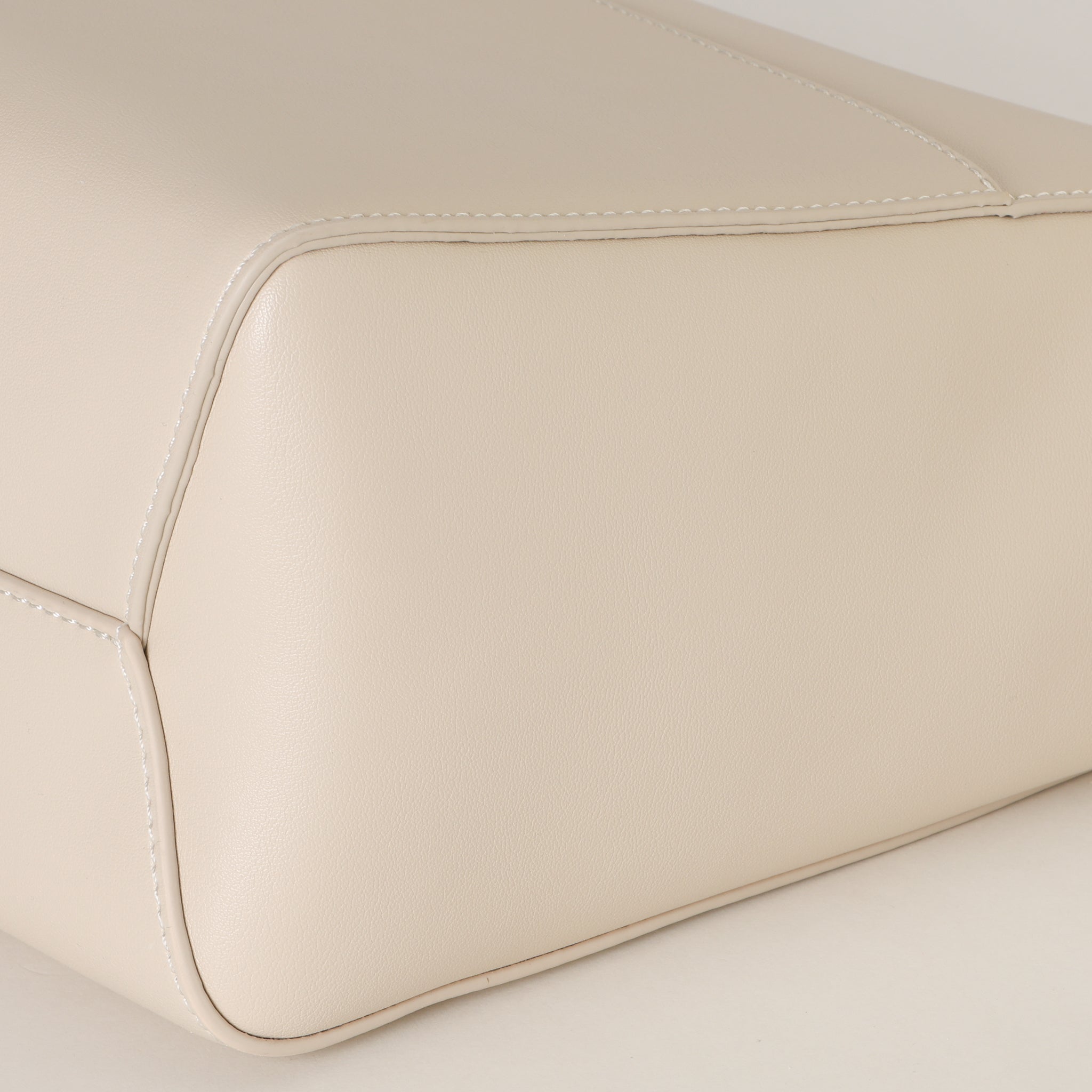 Manon Cross -Body Bag 26 - Crème