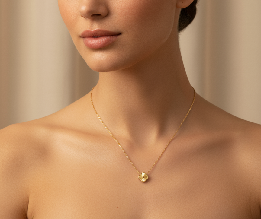 Mini Fyrklöver Halsband Guld