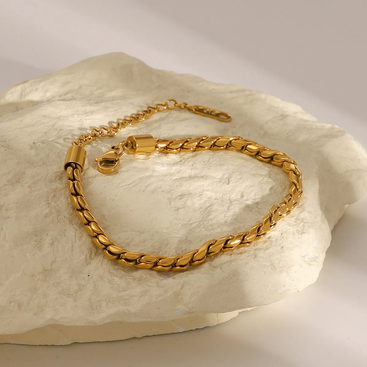 Bracelet de Dan Shape