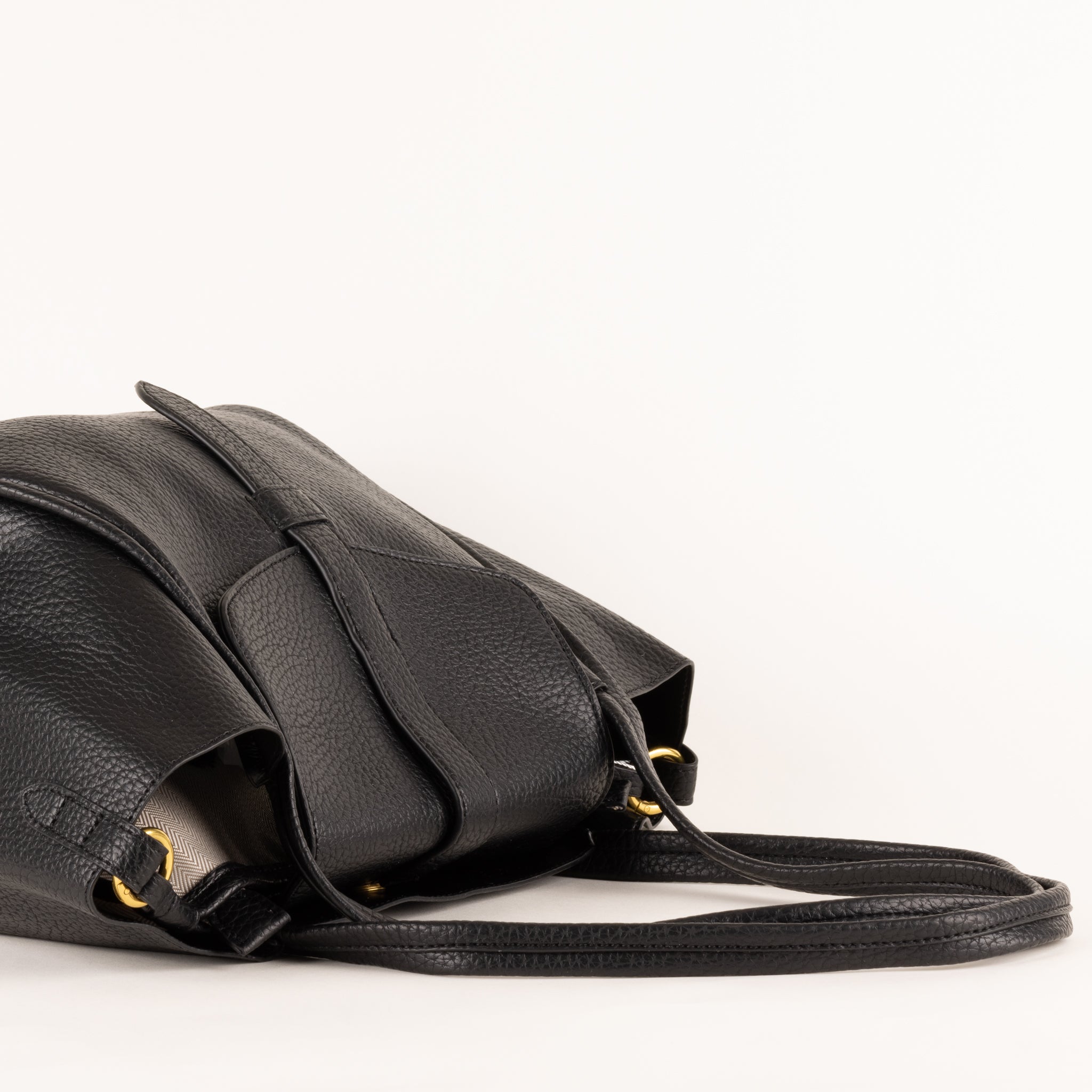 Dingle Handbag 30 - Svart