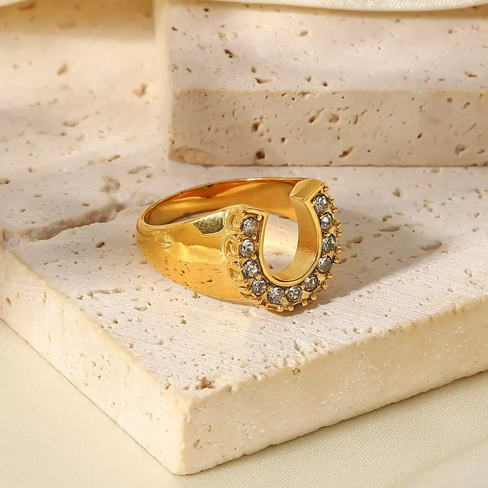 Ella Horseshoe Ring