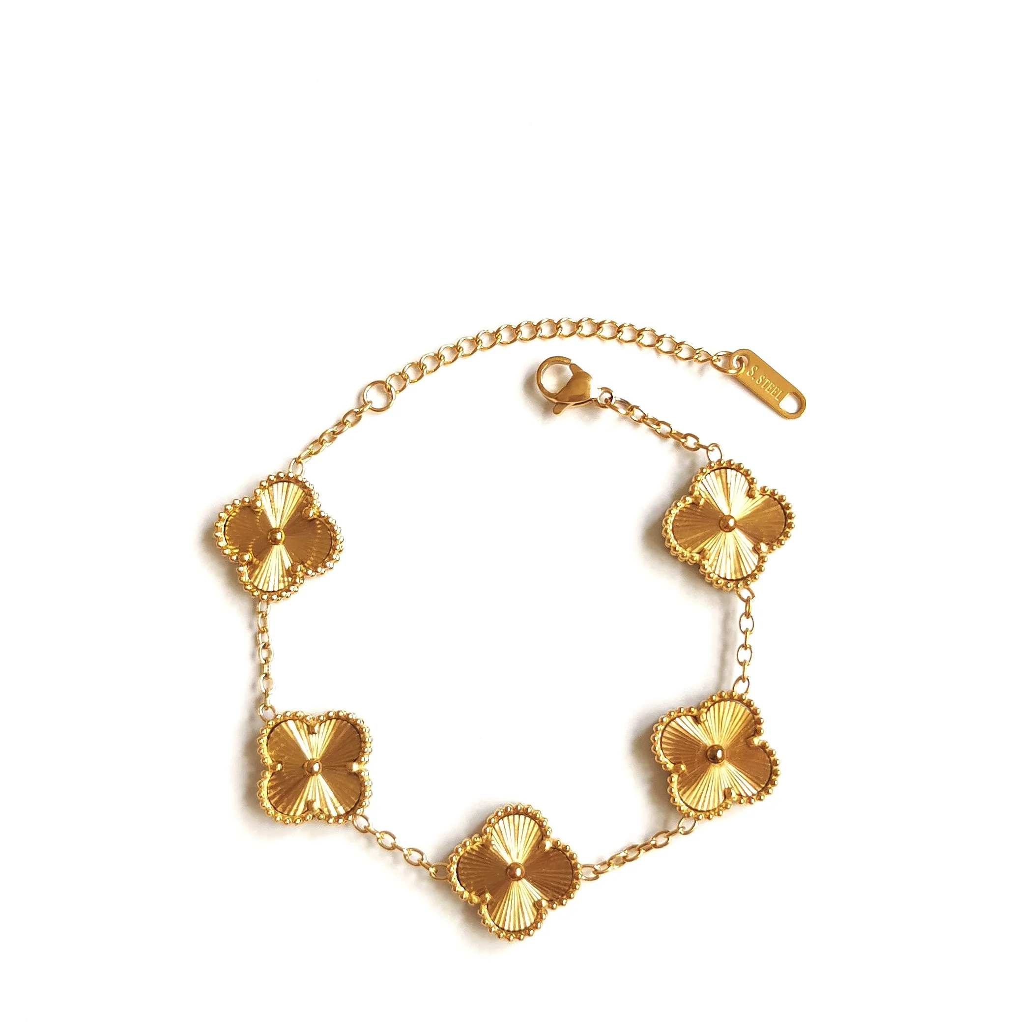 Bracelet à quatre feuilles d'Emilia