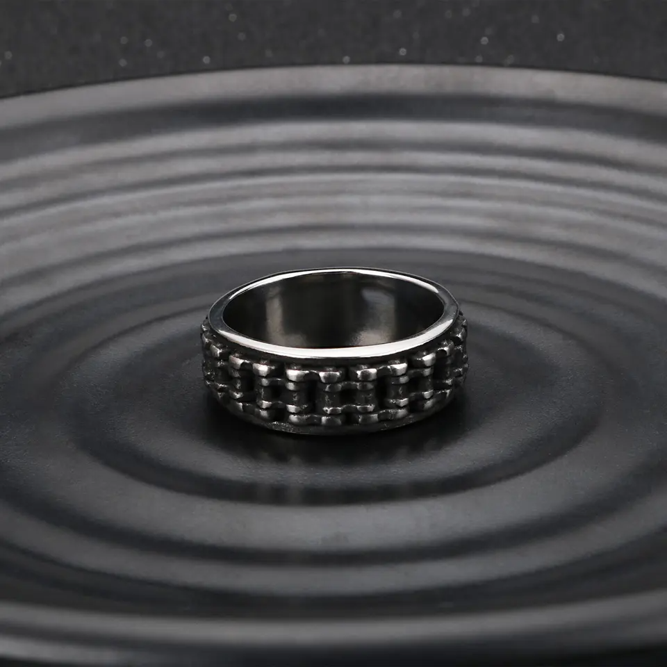 Eros ring