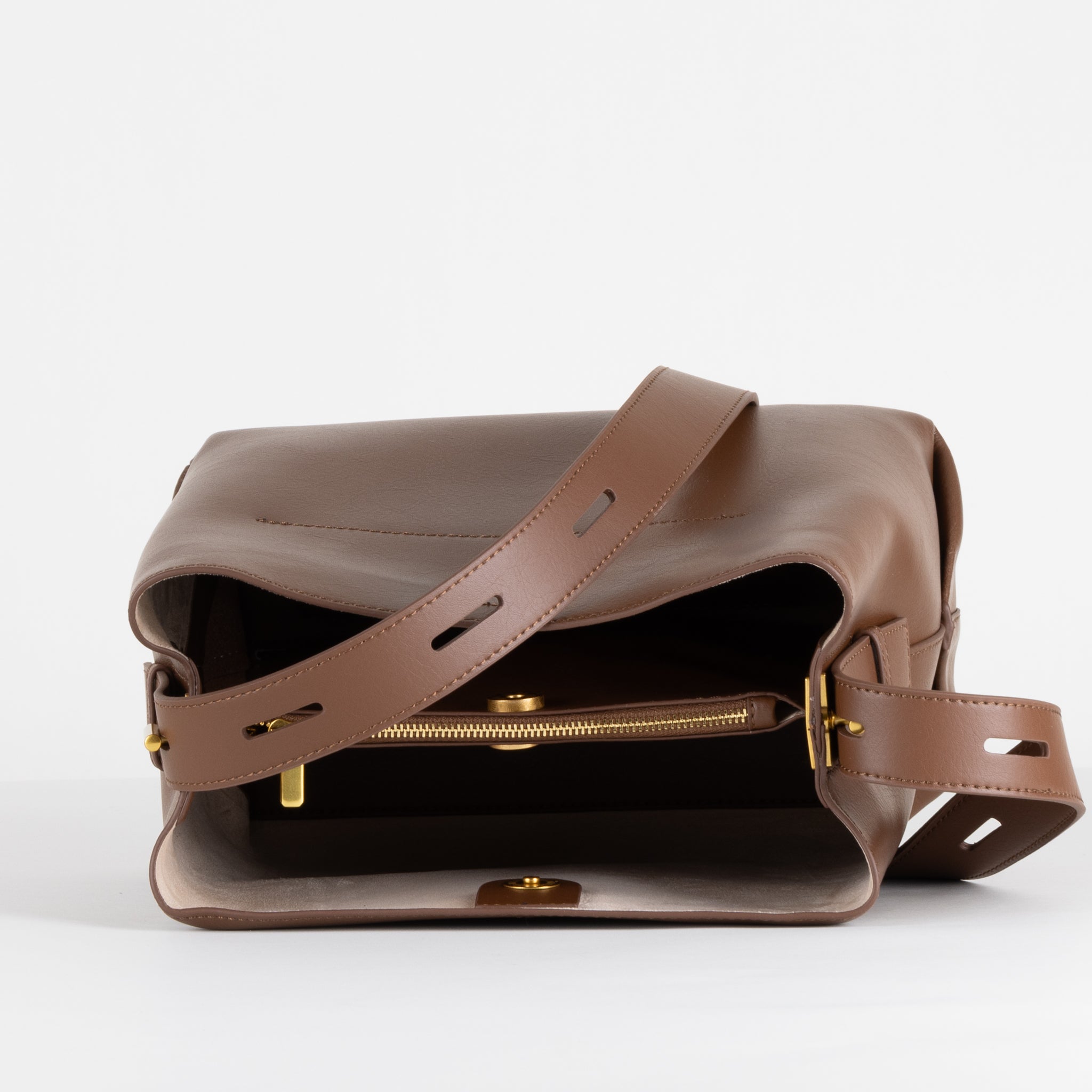 Felicia Cross -Body Bag 26 - Camel