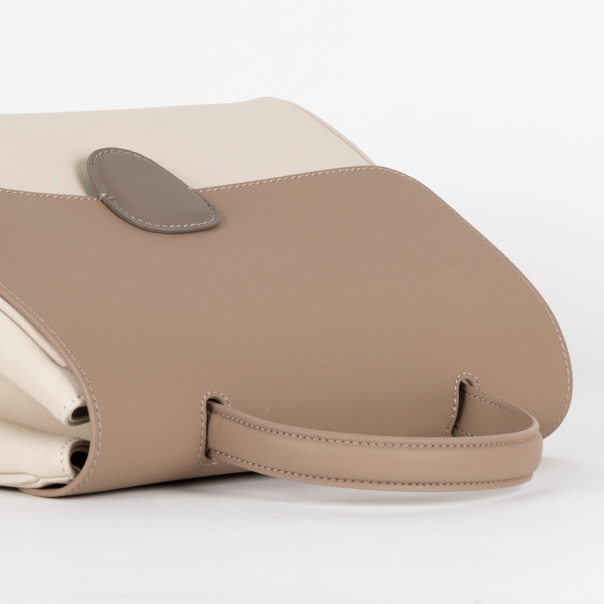 Sac à main en cuir Gisèle 28 - arachide