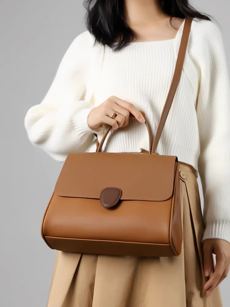 Sac à main en cuir Gisèle 28 - marron
