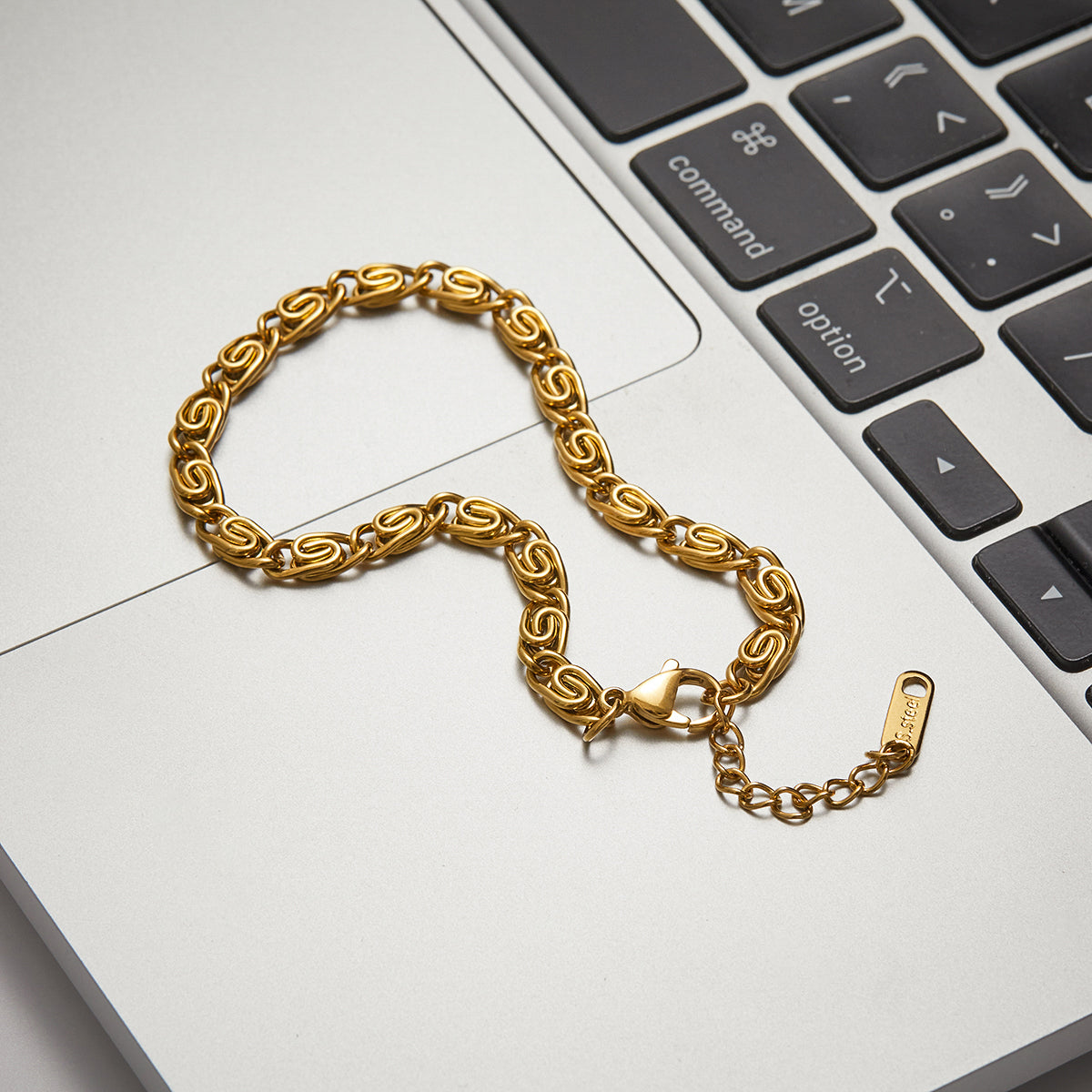 Solis Chain armband