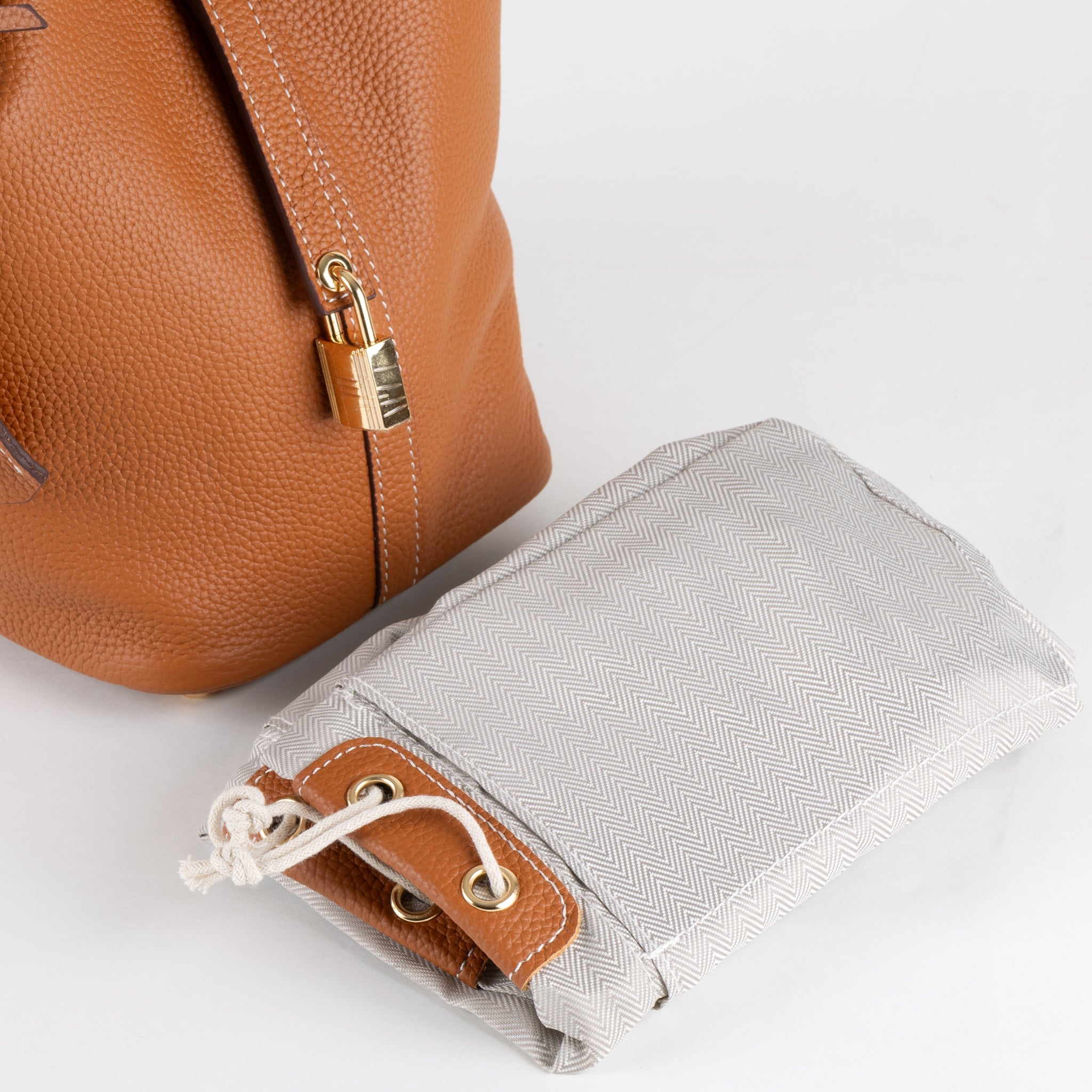 Sac à main en cuir Lucie 18 - Camel