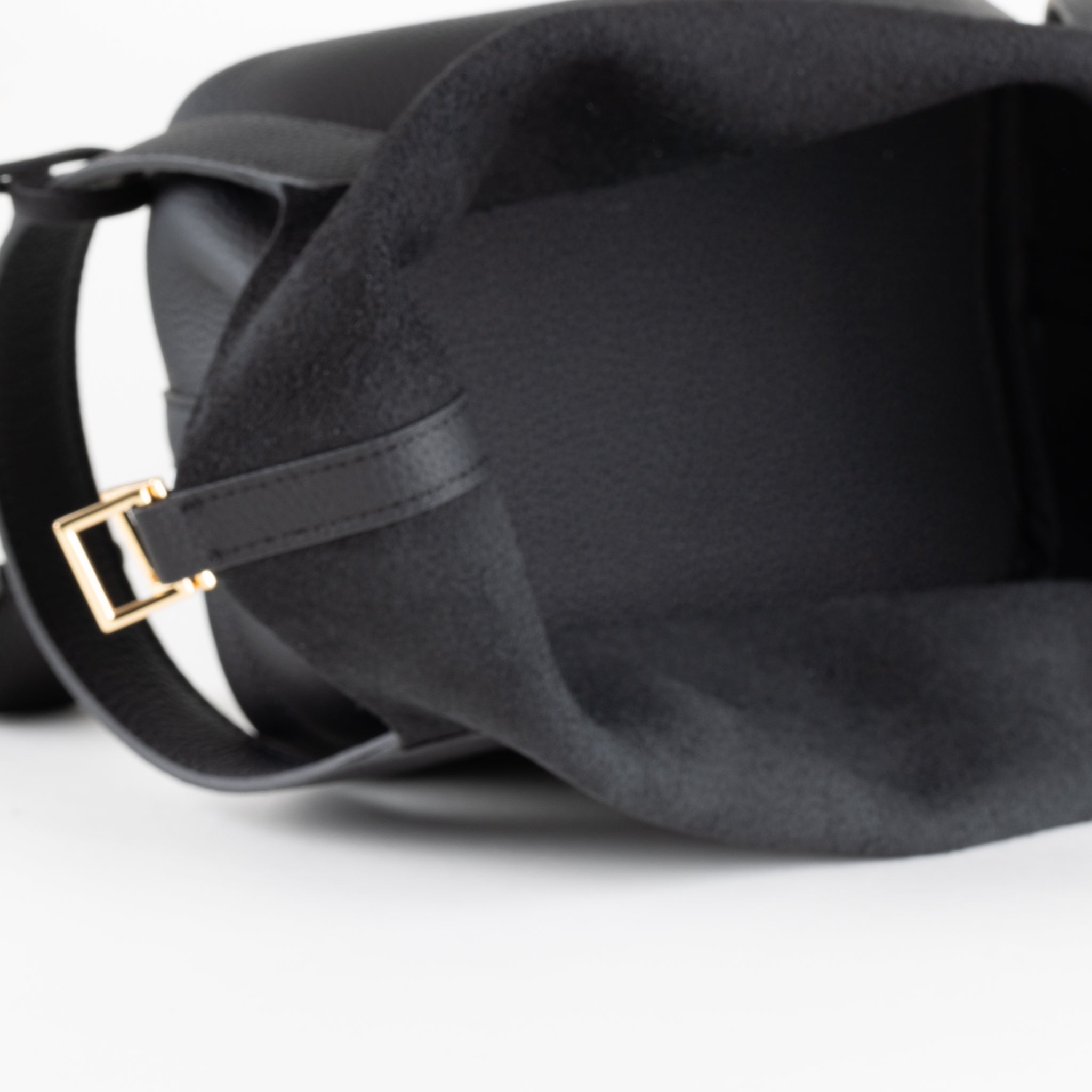 Sac à main en cuir Lucie 18 - noir