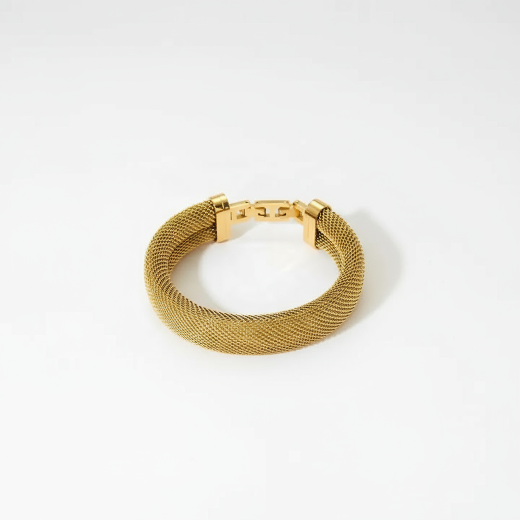 Maeva Bangle