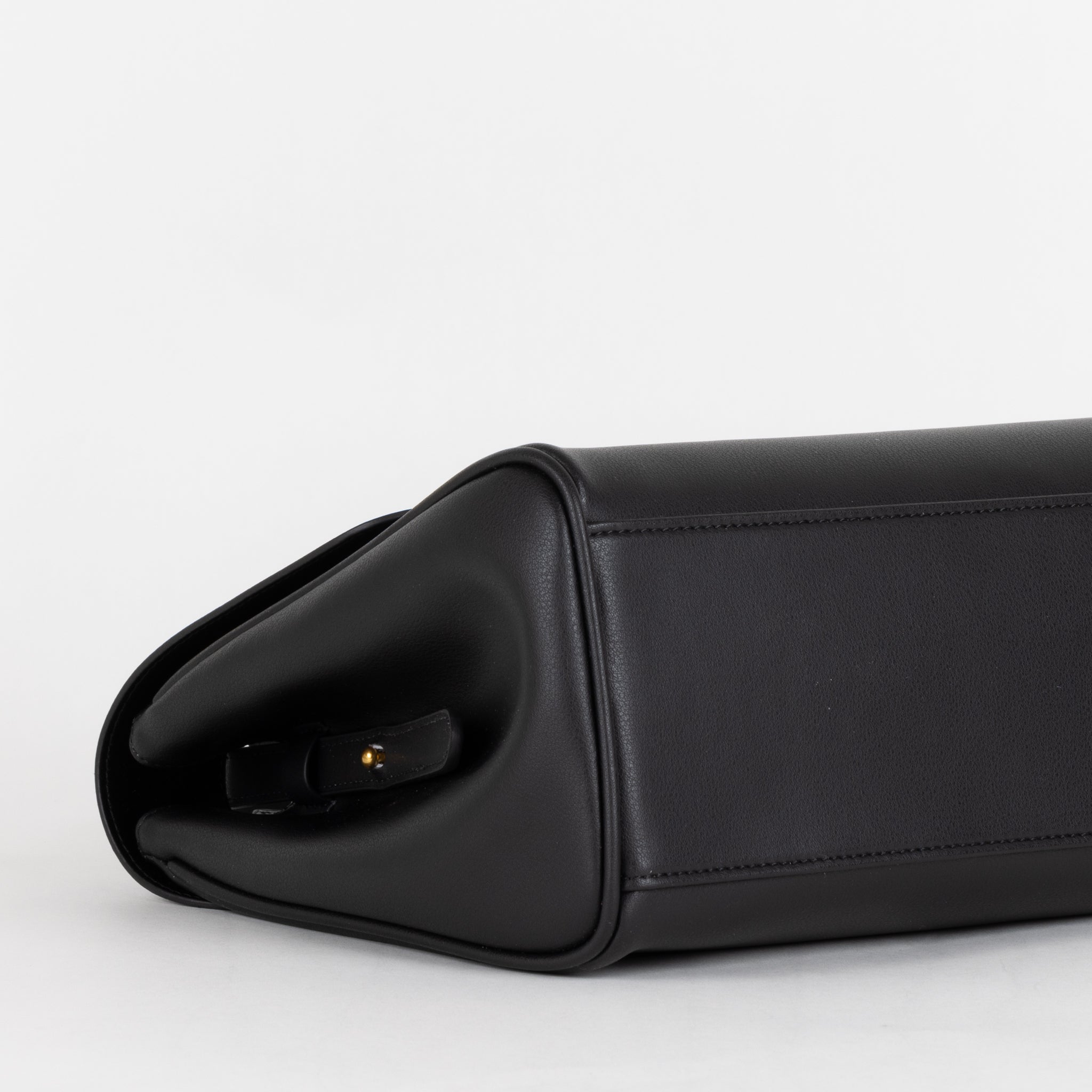 Sac à main en cuir Vanessa 28 - noir