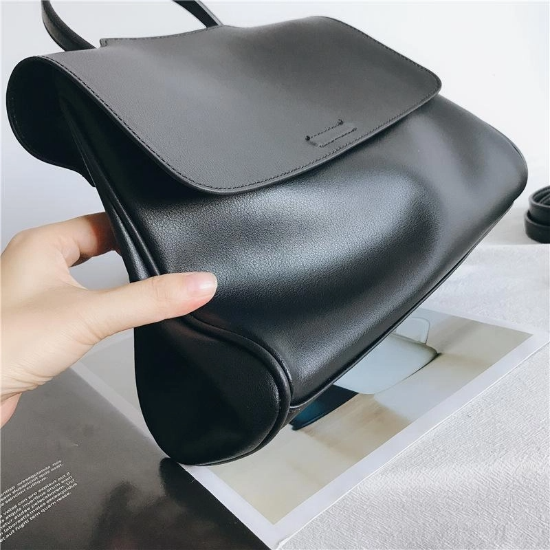 Sac à main en cuir Vanessa 28 - noir