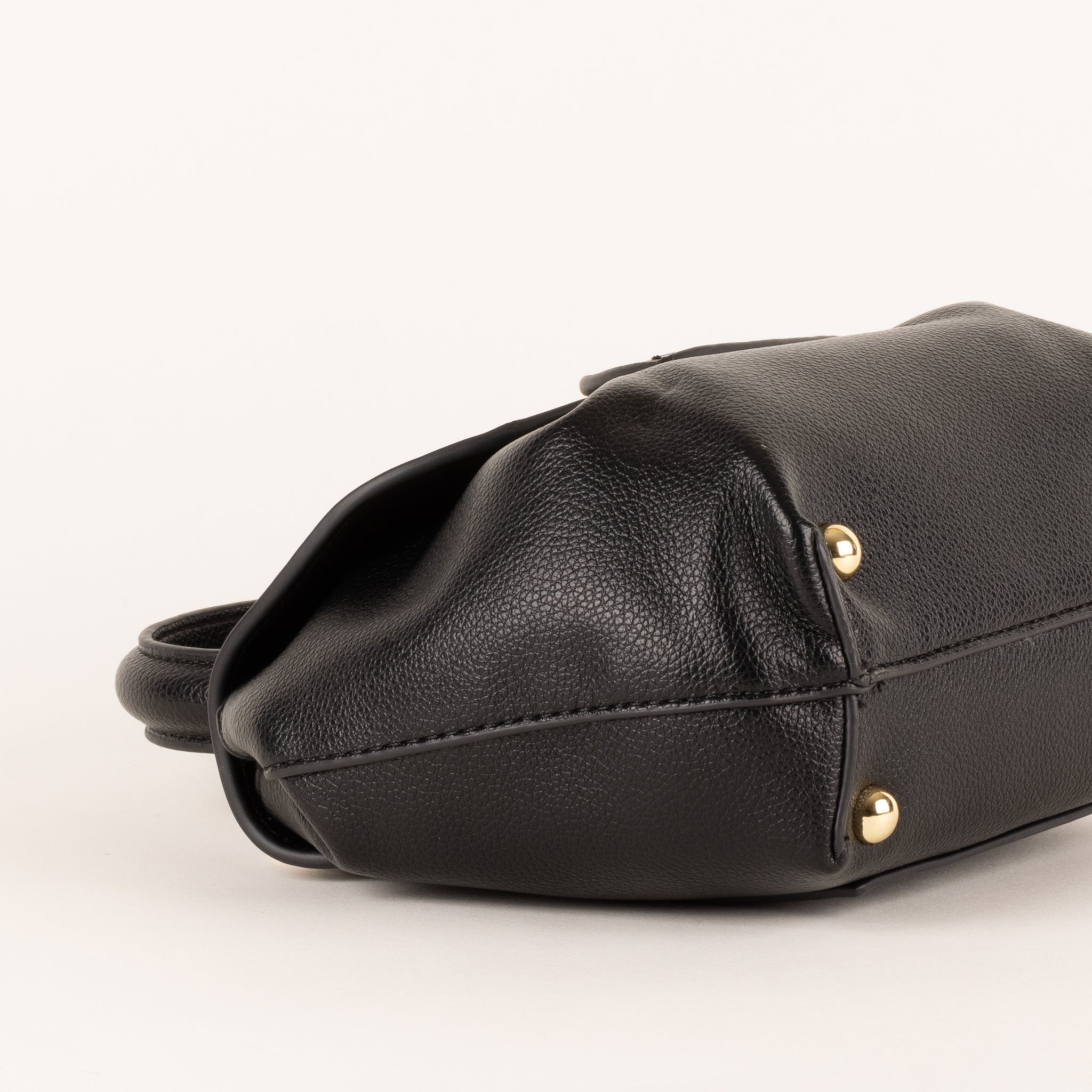 Wicklow Käsilaukku 20- Musta