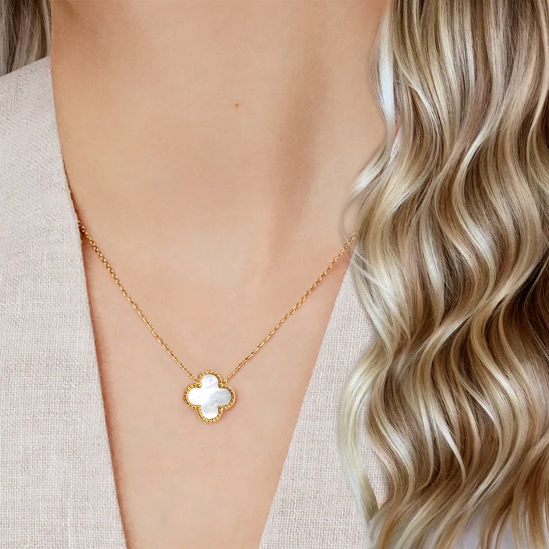 Collier de trèfle Diana quatre feuilles