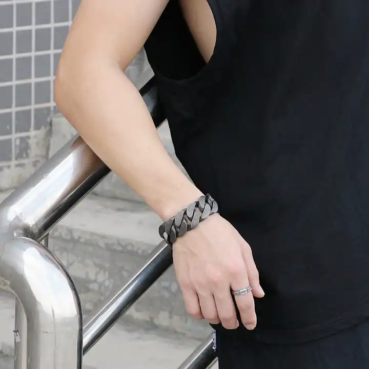 Ted Armband