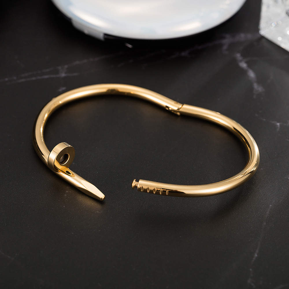 Carla  skruv Bangle