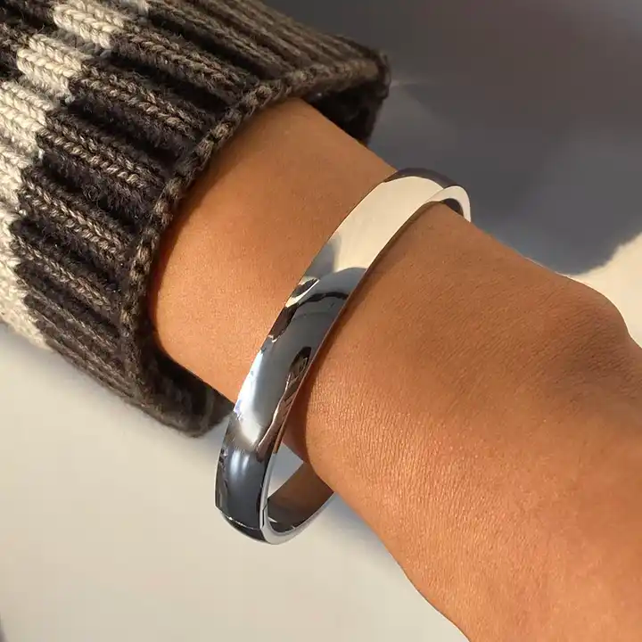 Anna Bangle Silver