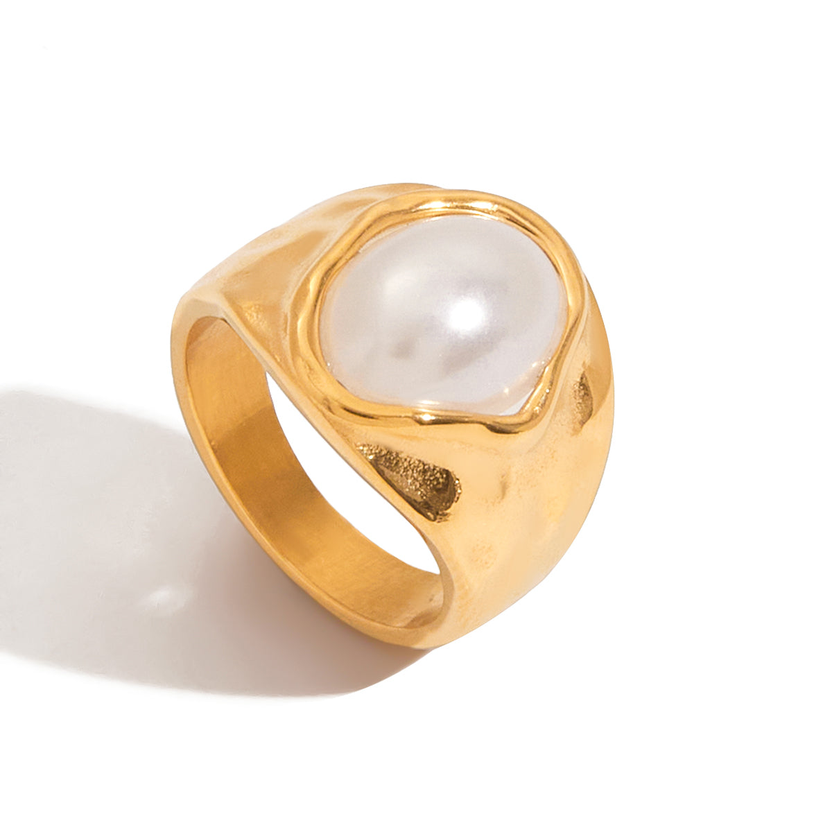 Aurora Pearl Ring