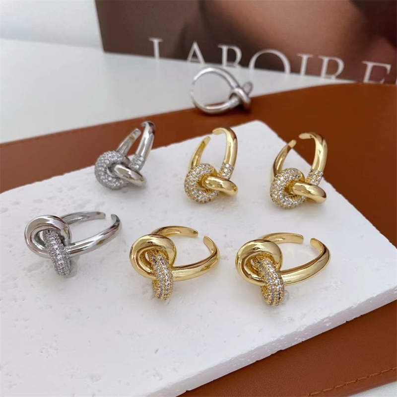 Belle Knot Ring