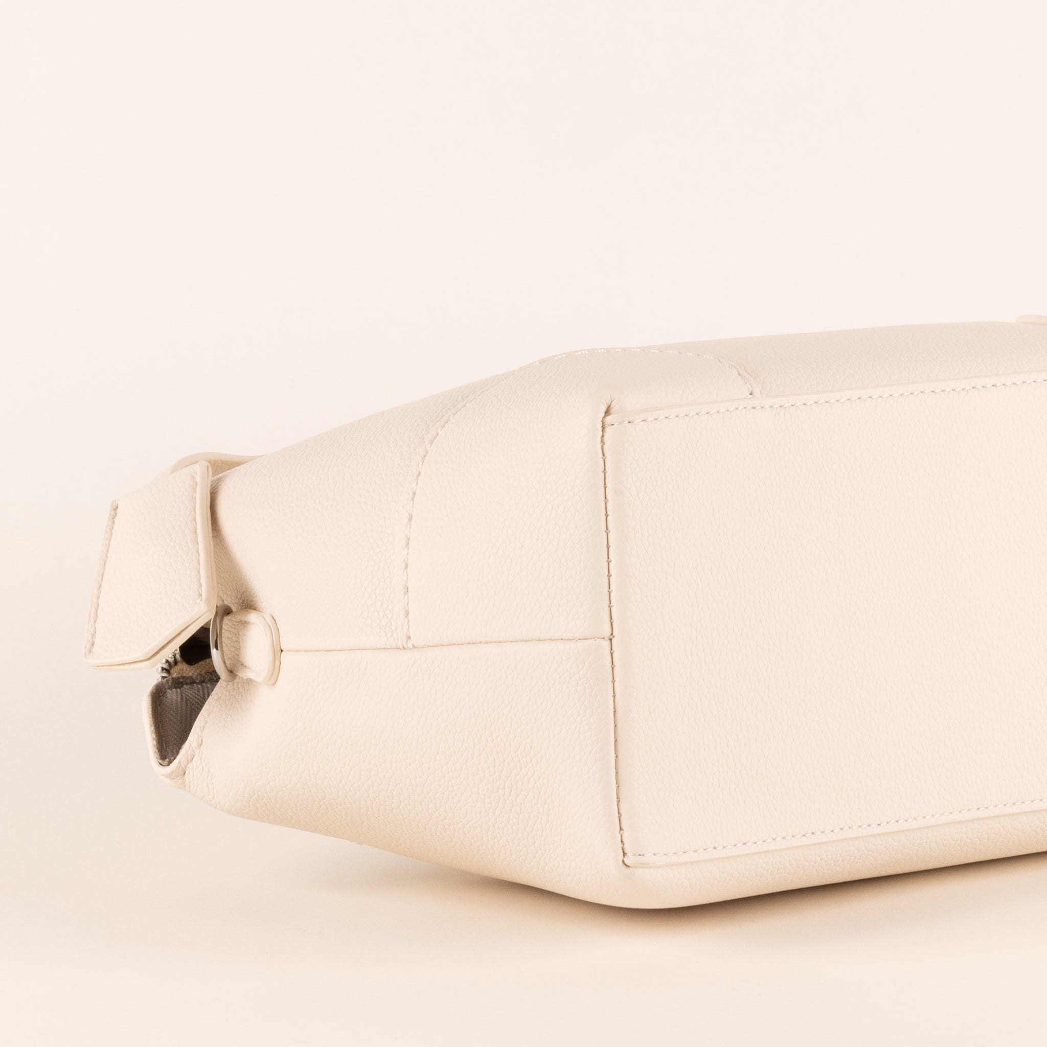 Sabine Leather Shoulder bag 20 - Crème