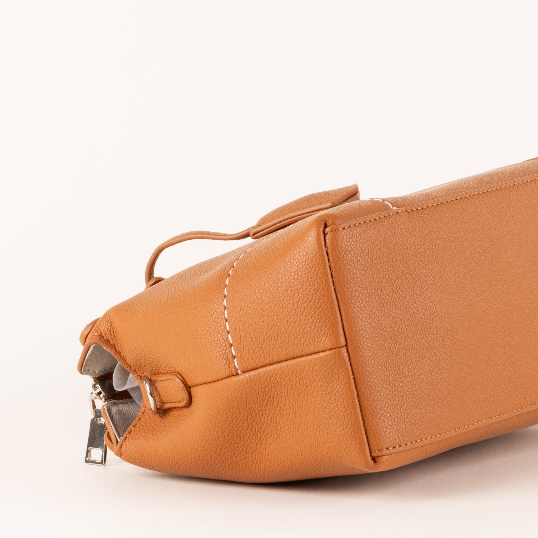 Sabine Leather Shoulder bag 20 - Crème