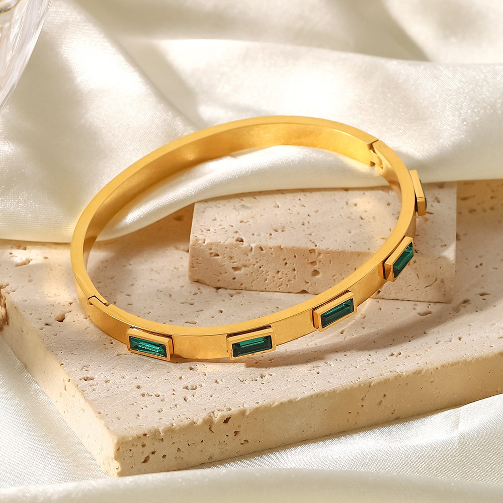 Elicia Bangle