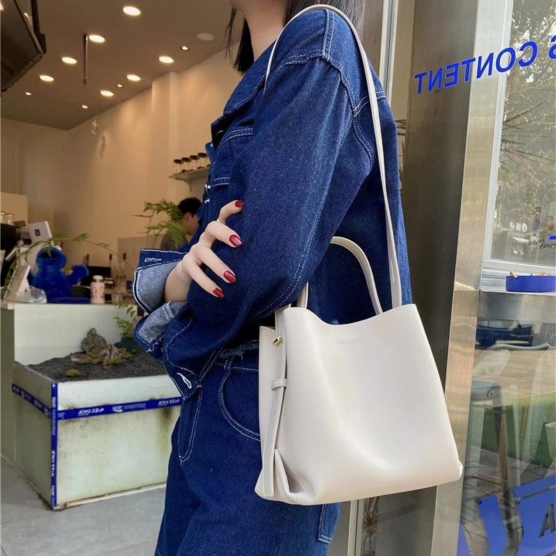 Felicia Cross -body Bag 26 - Crème