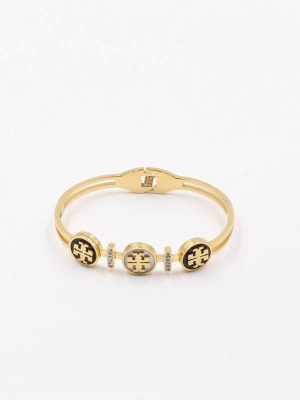 Flavia Bangle