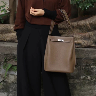 Kortney Leather Shoulder Bag 24 - Umber