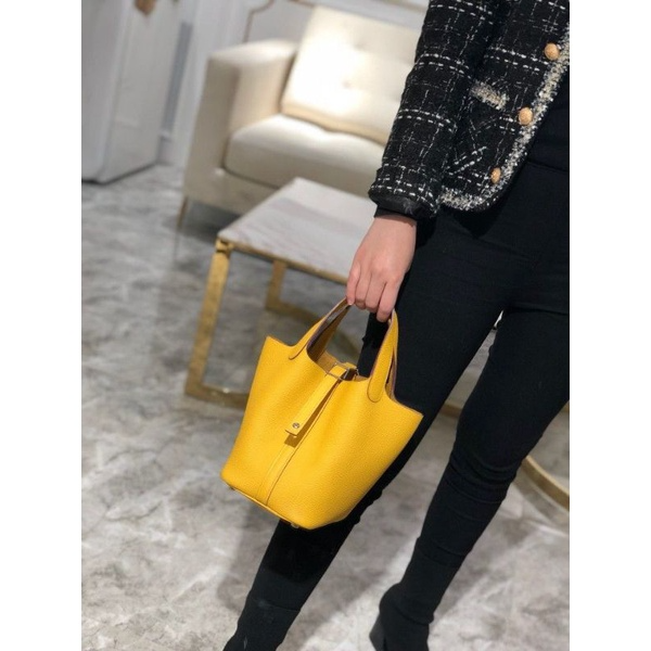 Sac à main en cuir Lucie 18 - jaune pastel