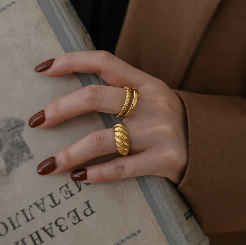 Ludovica Croissant Ring