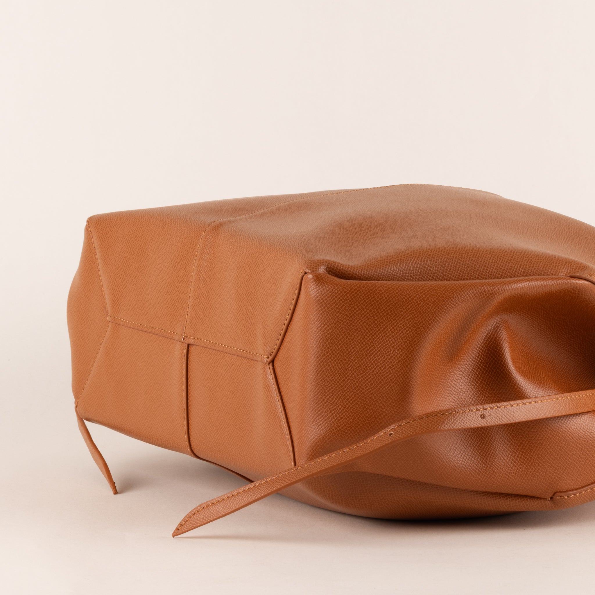 Newport Bag 35 - kameli