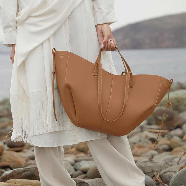 Newport Bag 35 - kameli