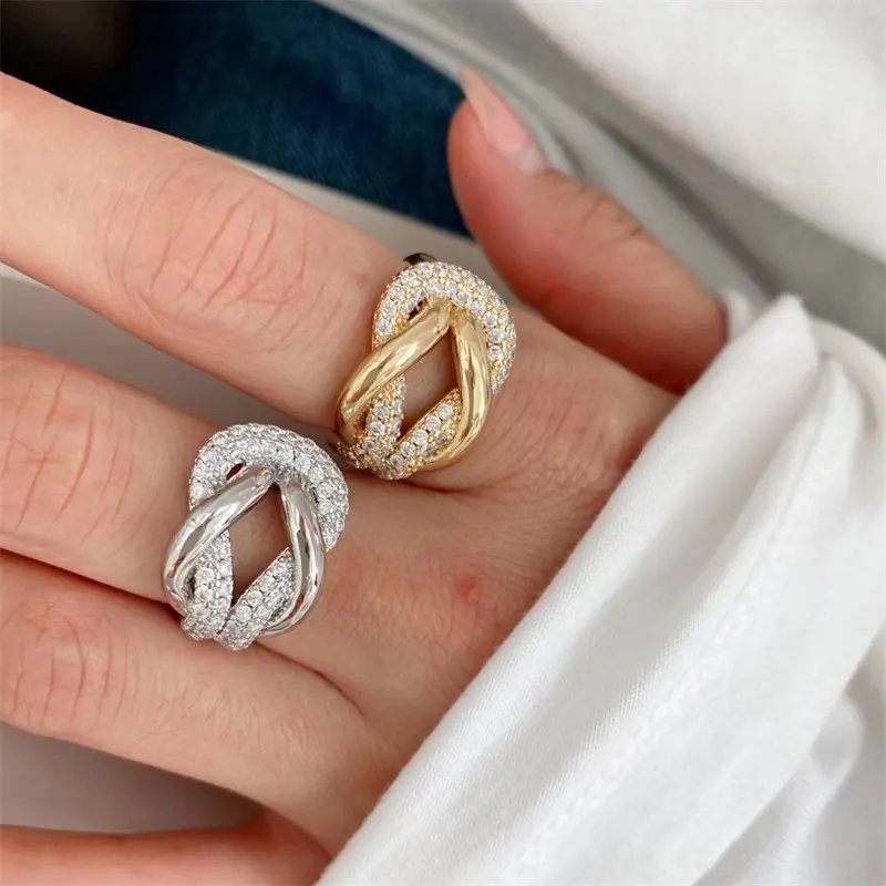 Amour Knot Ring