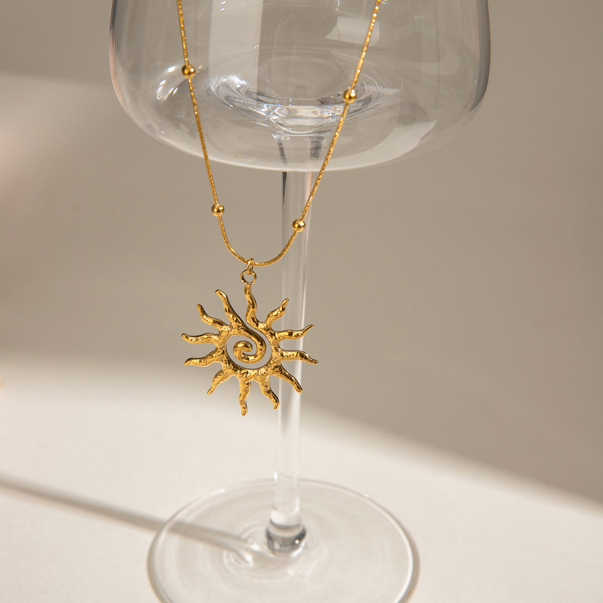 Soleil Halsband